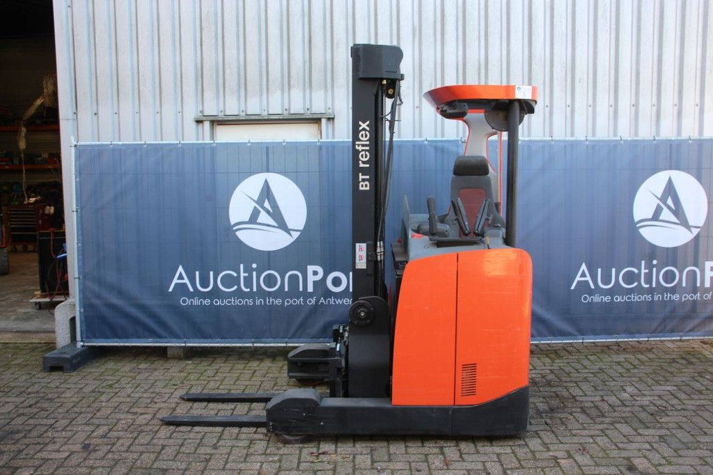 Reach truck BT RRE140 Electric 1400kg 5.7m 2014