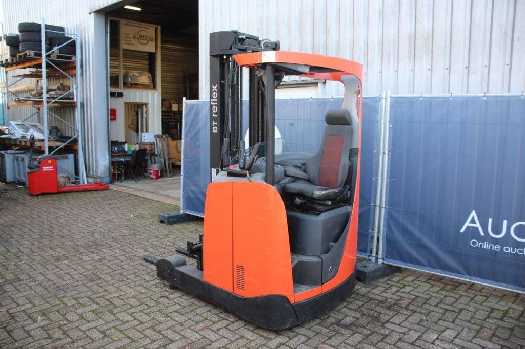 Reach truck BT RRE140 Electric 1400kg 5.7m 2014