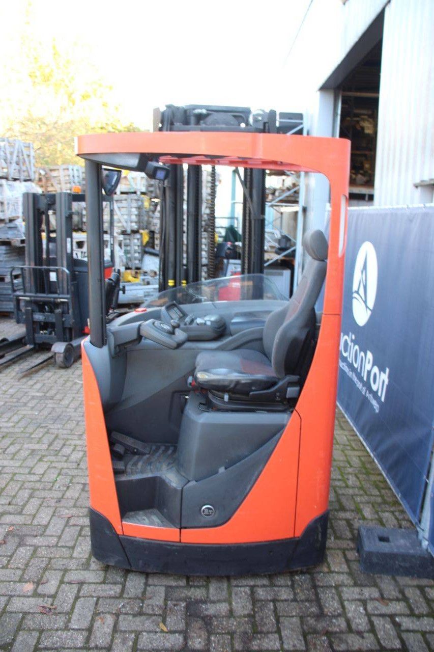 Reach truck BT RRE140 Electric 1400kg 5.7m 2014