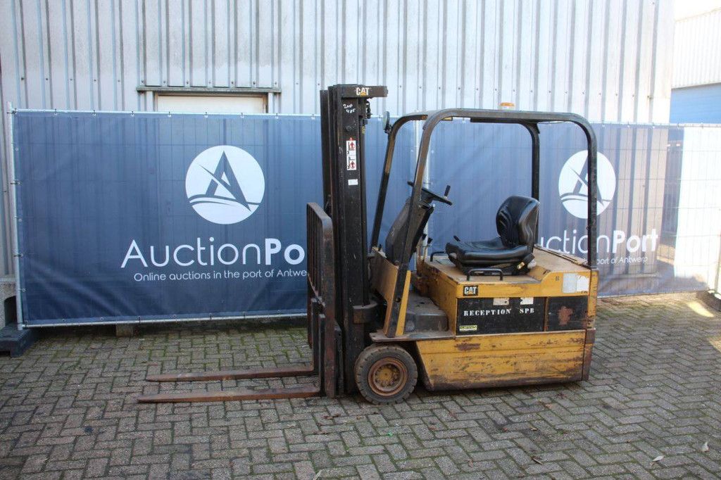 Forklift Caterpillar F35 Electric 1750kg 4.85m 1994