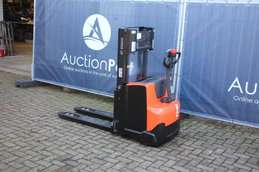 Stacker Toyota SWE200D Electric 2000kg 2018