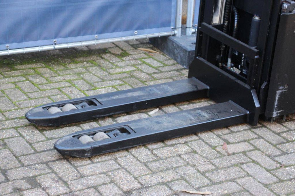 Stacker Toyota SWE200D Electric 2000kg 2018