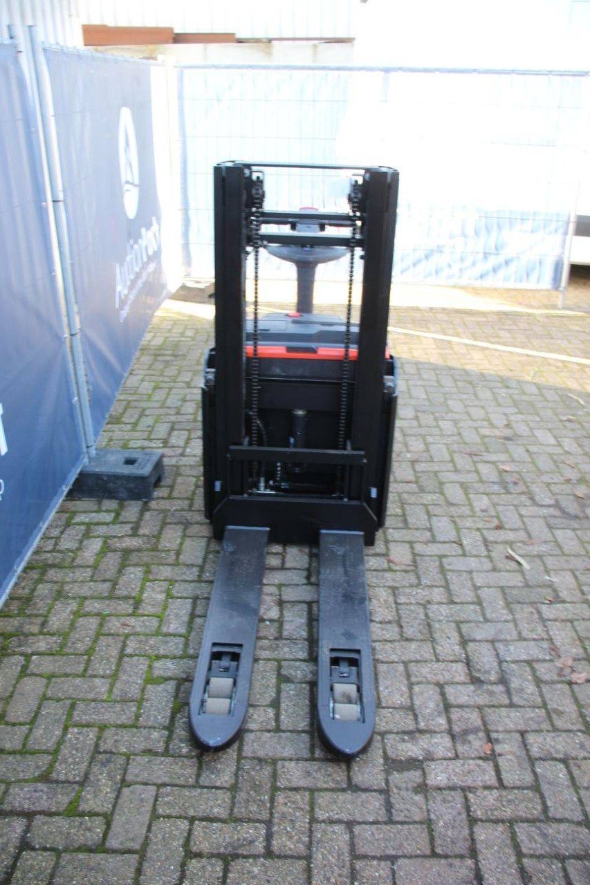 Stapelaar Toyota SWE200D Elektrisch 2000kg 2.1m 2018