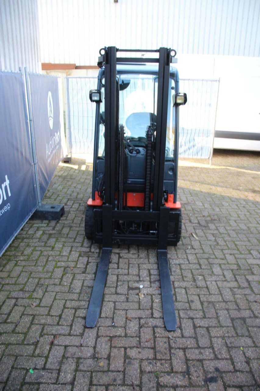 Toyota 8FBET20 Elektrogabelstapler 2000 kg 3,3 m 2012