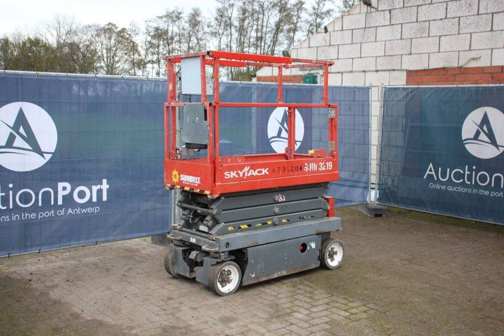 Scissor Lift Skyjack SJ3219 Electric 7.8m 2016
