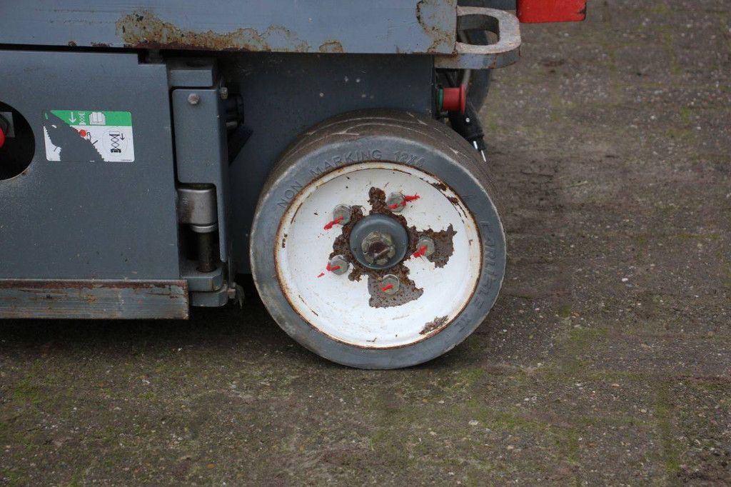 Scissor Lift Skyjack SJ3219 Electric 7.8m 2016