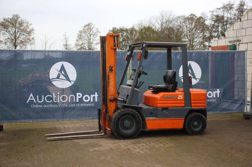 Heftruck Toyota 5FG25 Benzine 2500kg 4m 1990