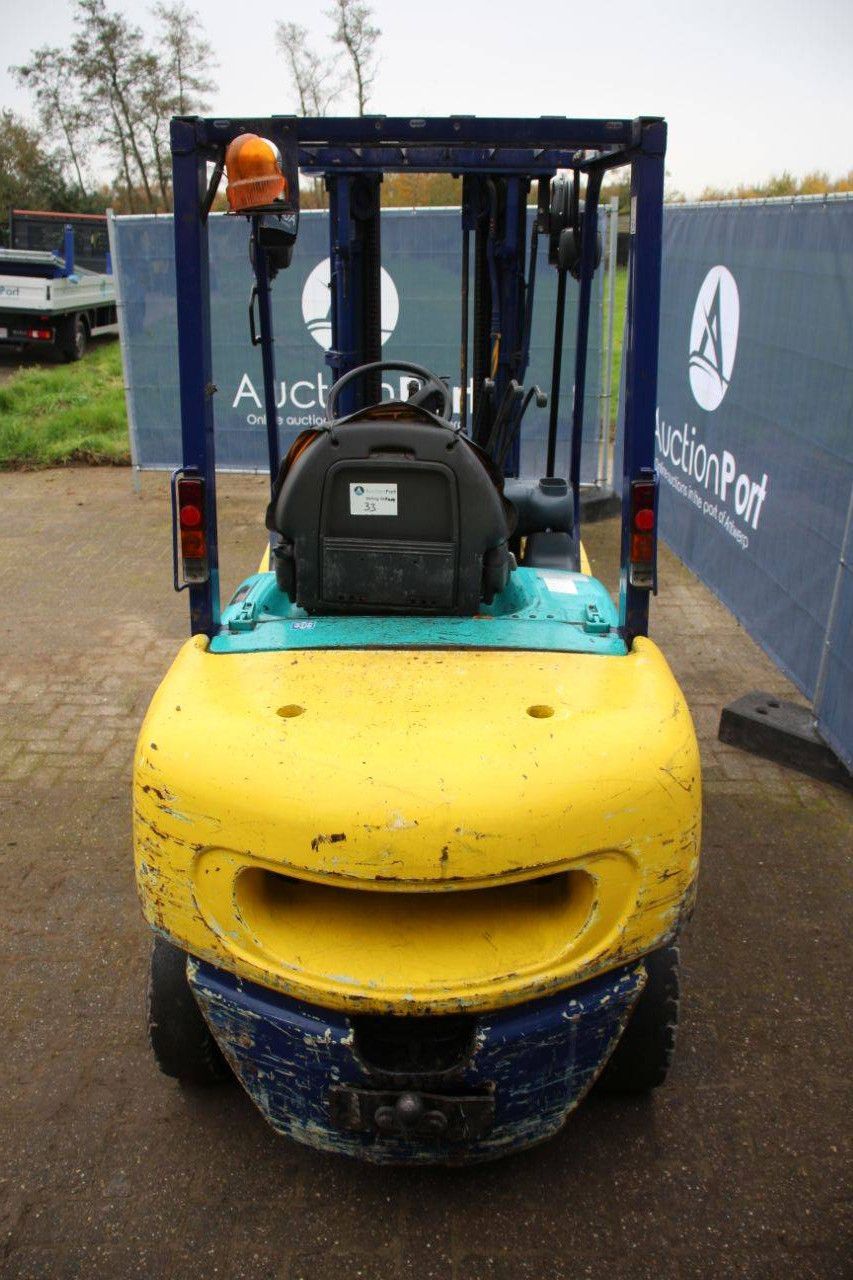 Komatsu FD25T-12 Diesel-Gabelstapler, 2500 kg, 4 m