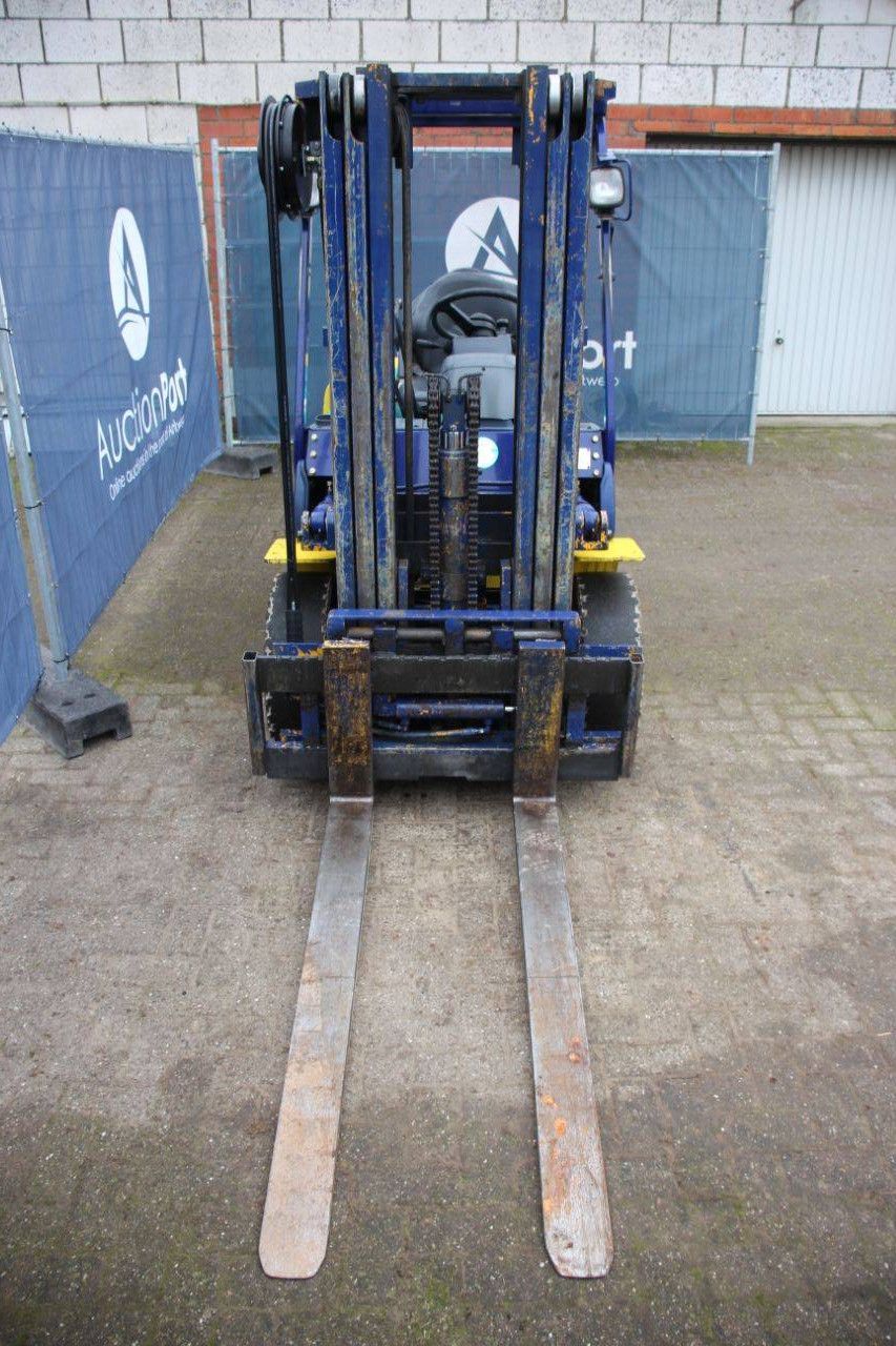 Komatsu FD25T-12 Diesel-Gabelstapler, 2500 kg, 4 m