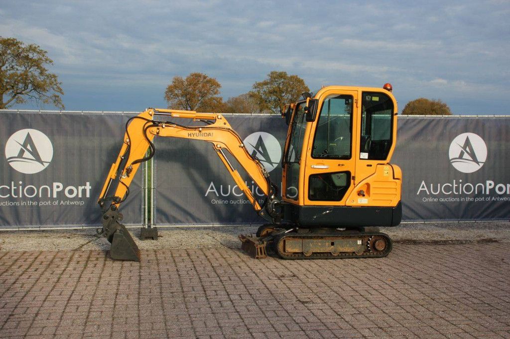 Mini excavator Hyundai Robex 18-9 Diesel 13.6kW 2019