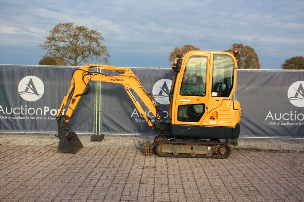 Mini excavator Hyundai Robex 18-9 Diesel 13.6kW 2019