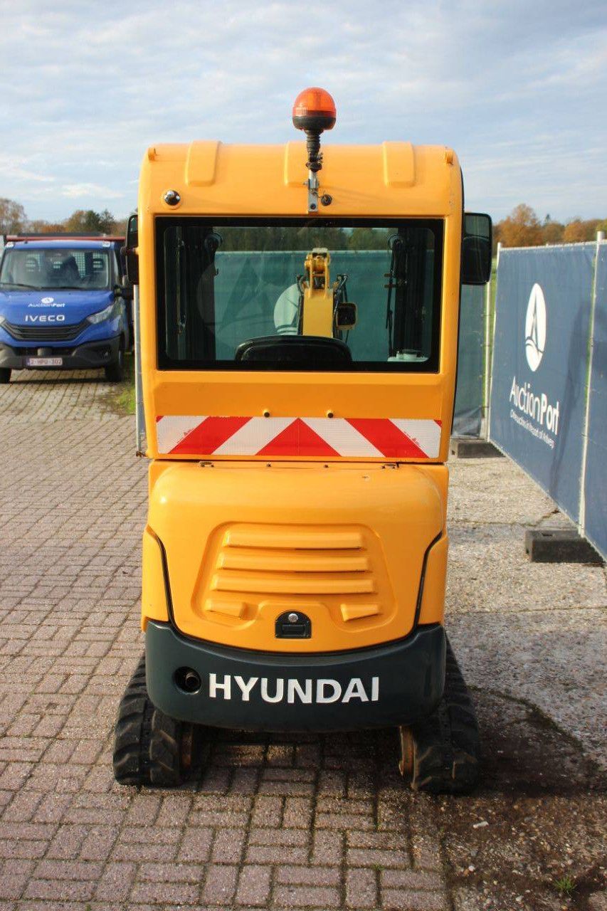 Mini excavator Hyundai Robex 18-9 Diesel 13.6kW 2019