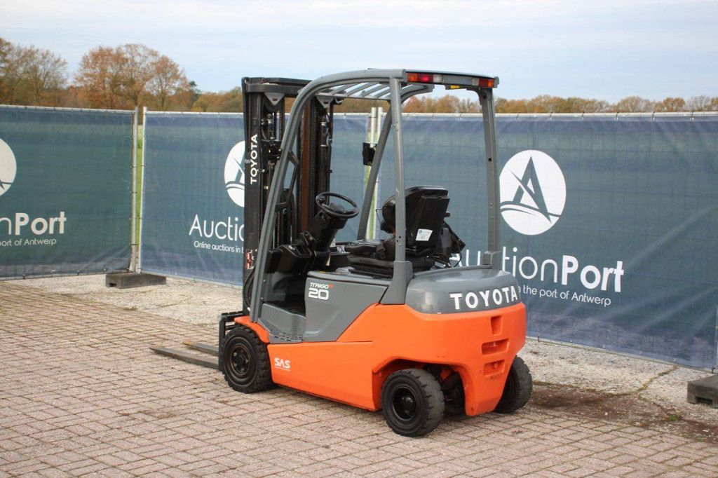Toyota 8FBMK20T Elektrogabelstapler, 1850 kg, 4,7 m, Baujahr 2018