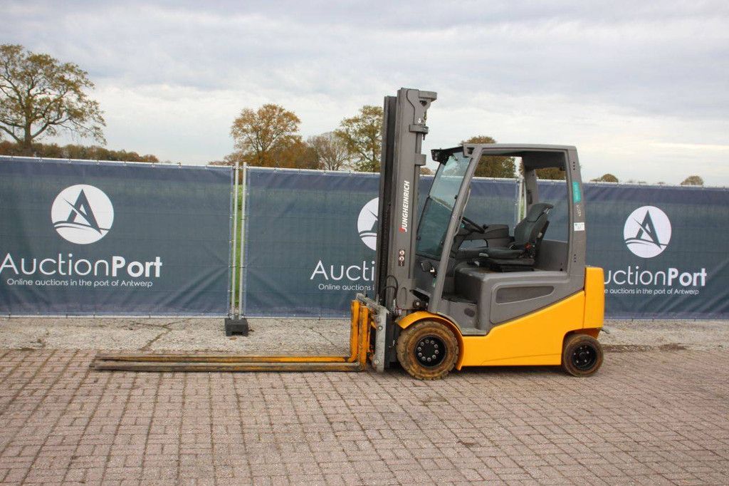 Forklift Jungheinrich EFG 430k Electric 3000kg 6m 2018