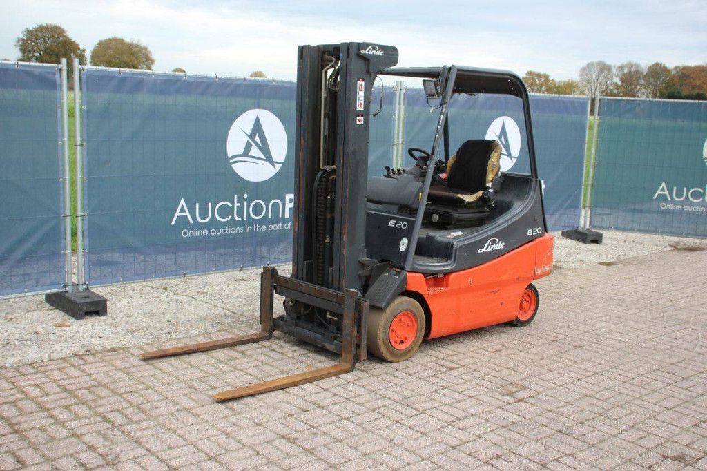 Gabelstapler Linde E20/02 Elektro 2000kg 2006
