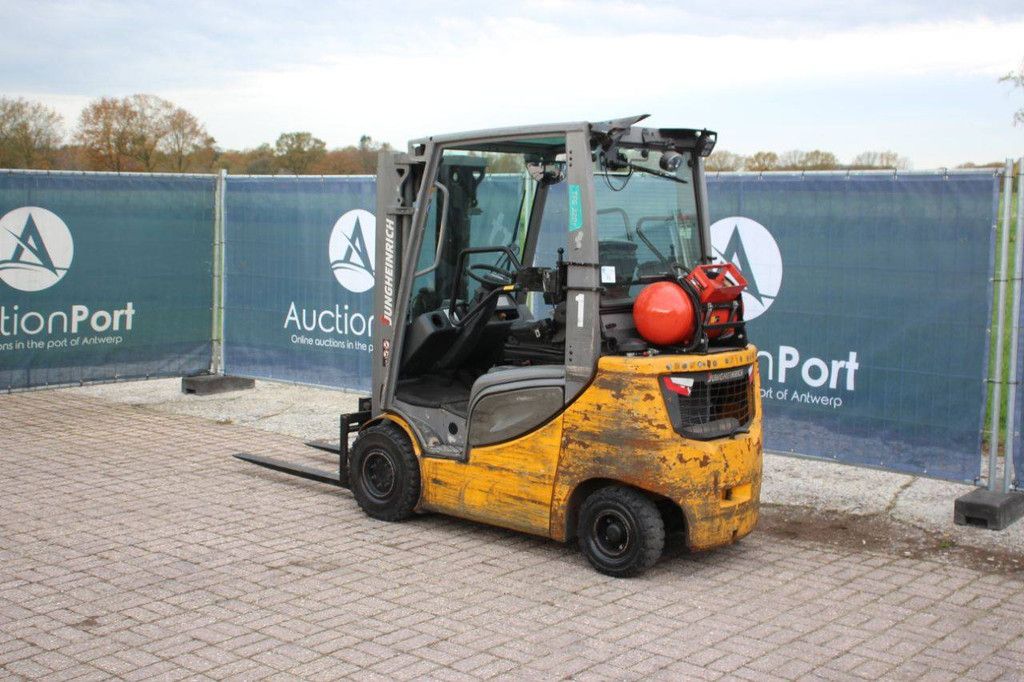 Gabelstapler Jungheinrich TFG 320s LPG 2000kg 4,4m 2018