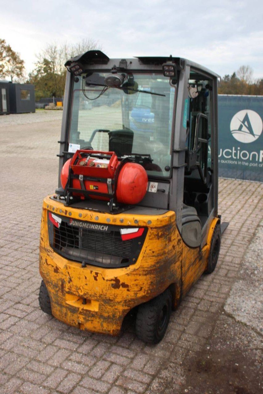 Gabelstapler Jungheinrich TFG 320s LPG 2000kg 4,4m 2018