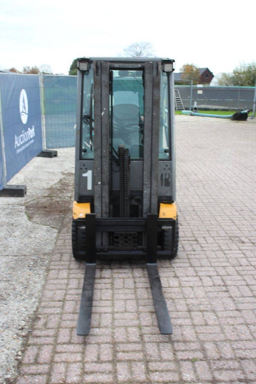 Gabelstapler Jungheinrich TFG 320s LPG 2000kg 4,4m 2018