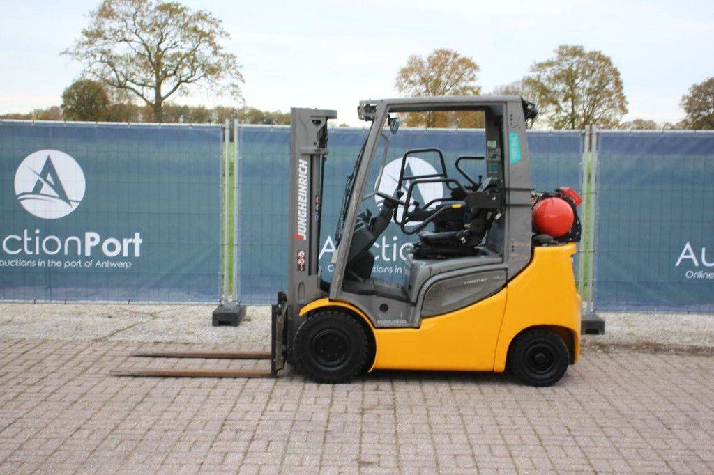 Forklift Jungheinrich TFG 320s LPG 2000kg 4.4m 2018