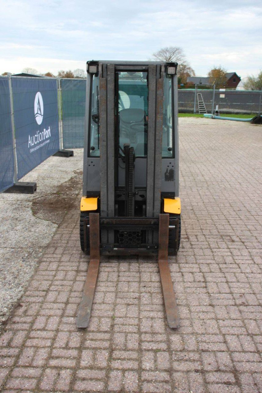 Forklift Jungheinrich TFG 320s LPG 2000kg 4.4m 2018