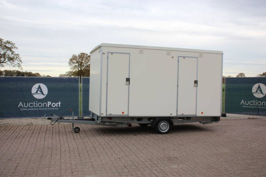 Closed trailer SCANVOGN BATH/TOILET VOGN 2013