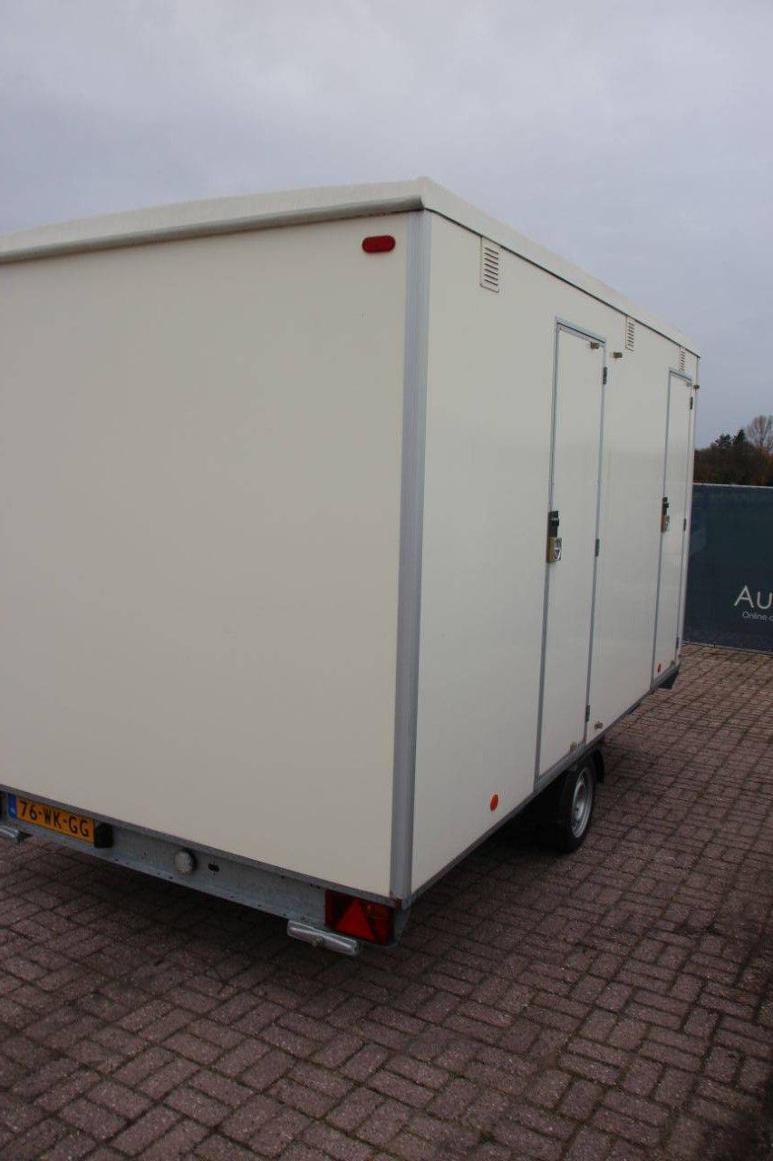 Closed trailer SCANVOGN BATH/TOILET VOGN 2013