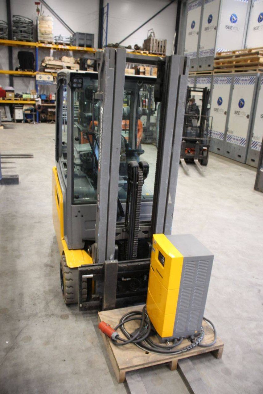 Forklift Jungheinrich EFG220 Electric 1770kg 2017