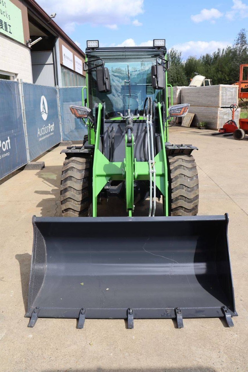 Kniklader Nycheki Y25-42 Diesel Nieuw