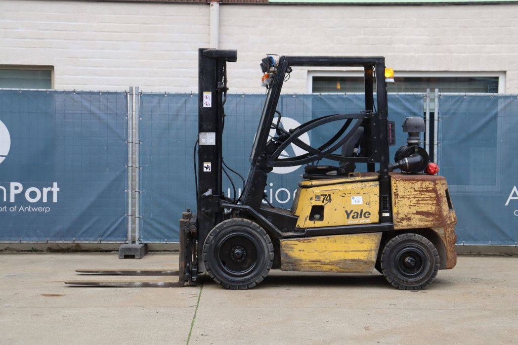 Forklift Yale GDP30TF LPG 2650kg 4.91m 1998