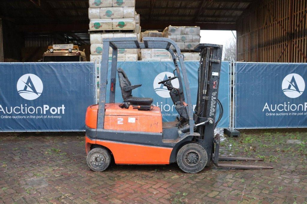 Toyota FBMF25 Elektro-Gabelstapler, 2500 kg