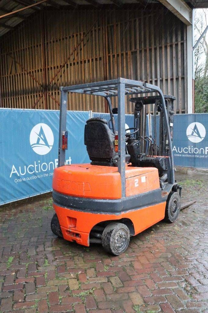 Toyota FBMF25 Elektro-Gabelstapler, 2500 kg