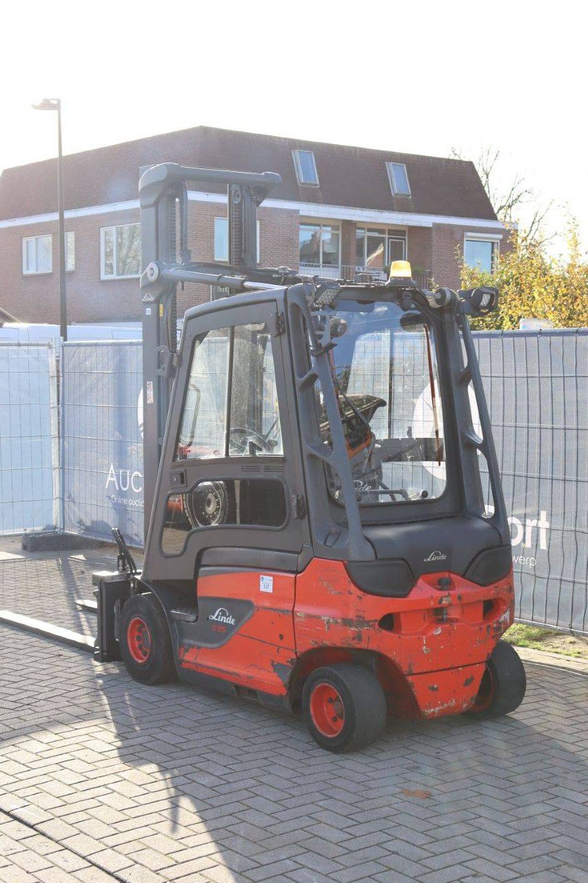Forklift Linde E25-01 Electric 2500kg 7.0m 2015