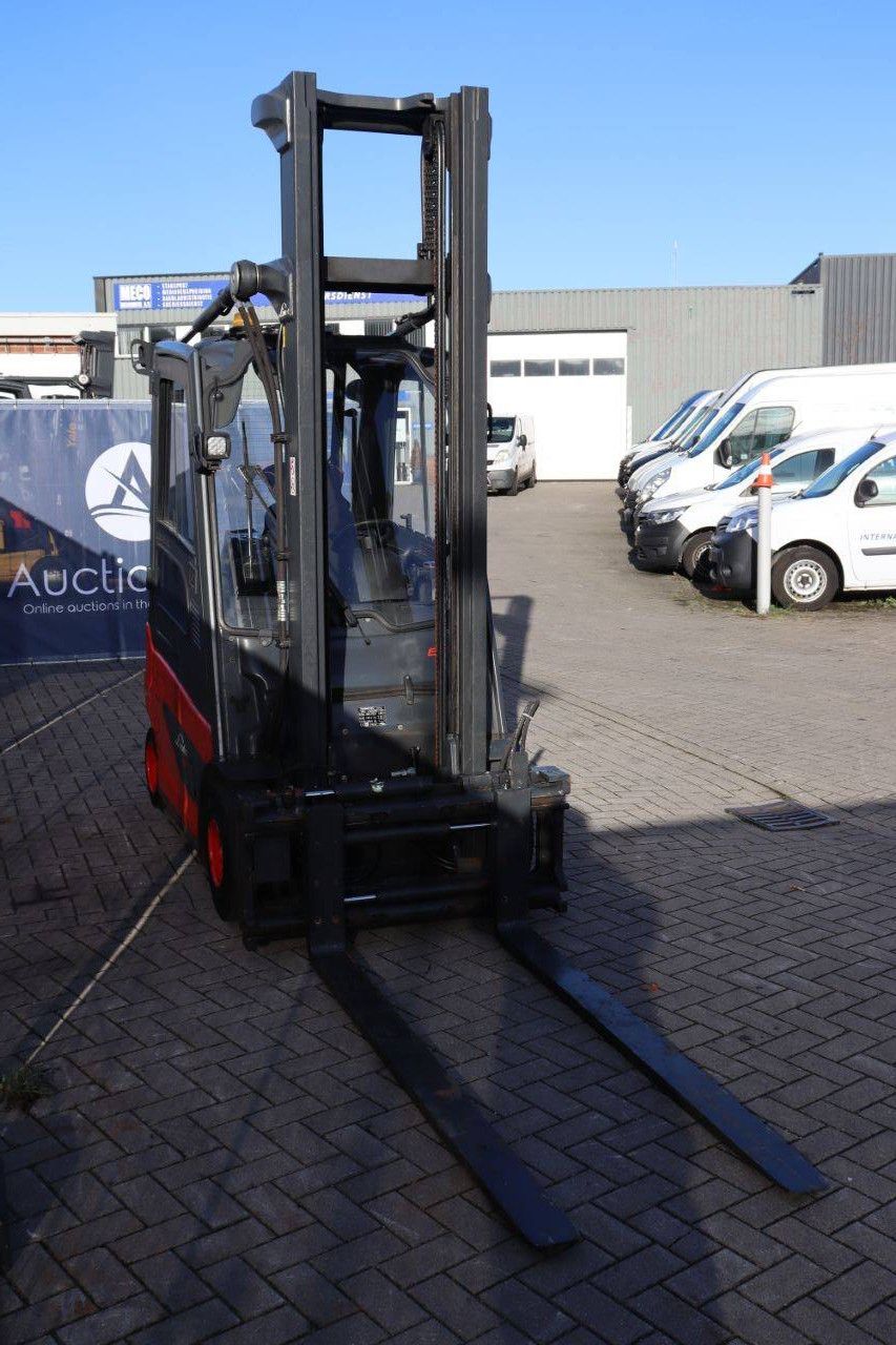 Forklift Linde E25-01 Electric 2500kg 7.0m 2015