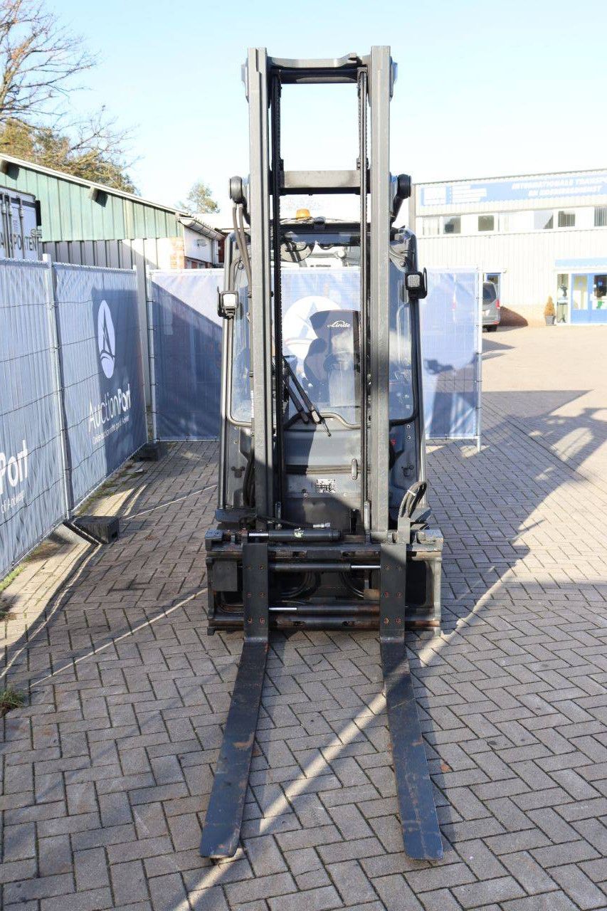 Forklift Linde E25-01 Electric 2500kg 7.0m 2015