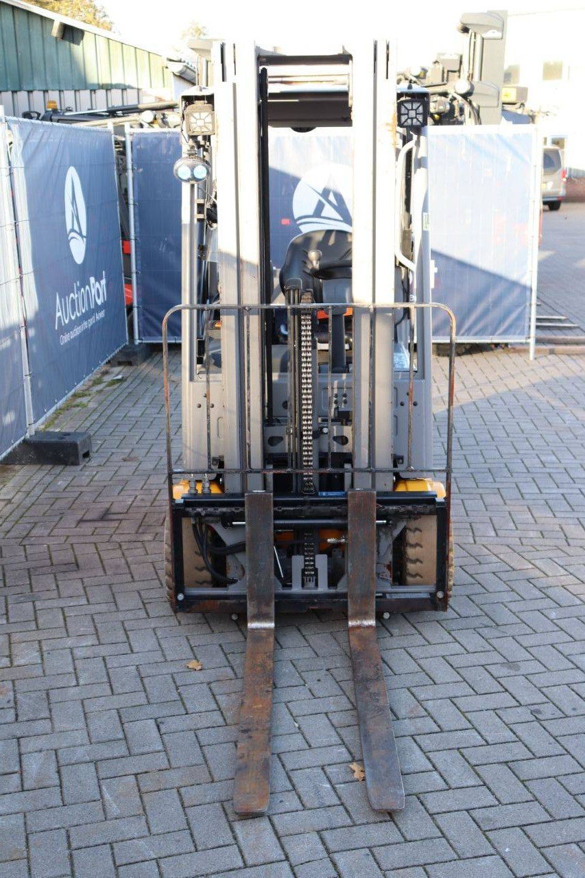 Heftruck Jungheinrich EFG 320 Elektrisch 1790kg 4.64m 2018