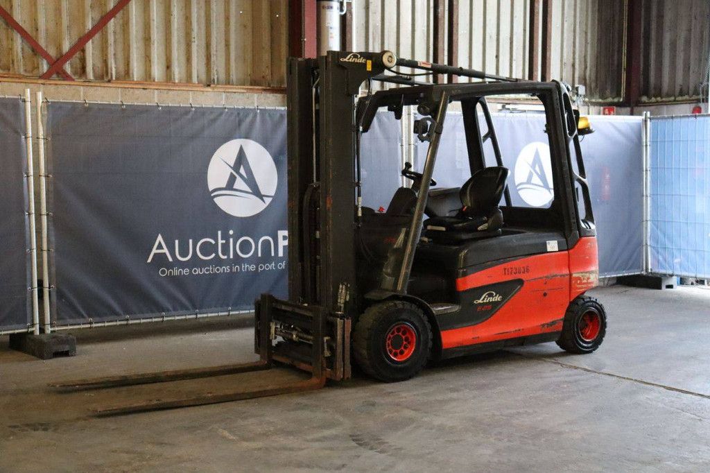 Forklift Linde E25PL Electric 2010kg 4.78m