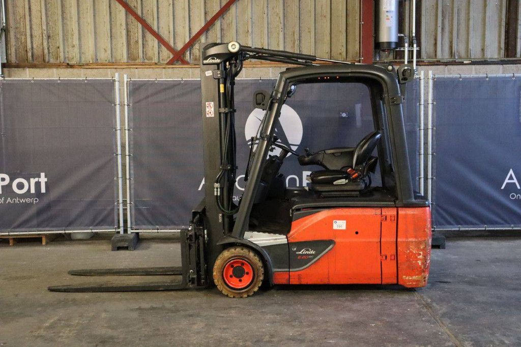 Heftruck Linde E20L-02 Elektrisch 2000kg 7m 2018