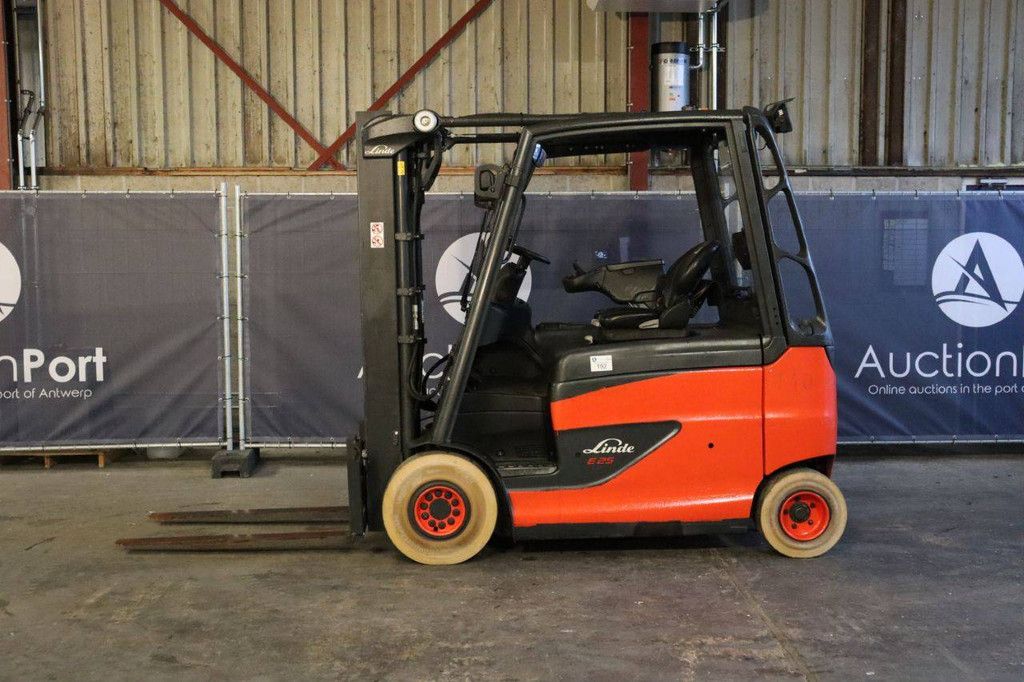 Gabelstapler Linde E25HL-01/600 Elektro 2500 kg 4,87 m 2017