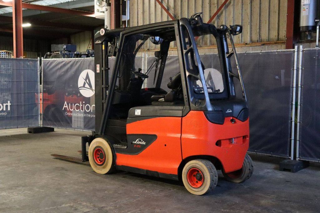 Gabelstapler Linde E25HL-01/600 Elektro 2500 kg 4,87 m 2017