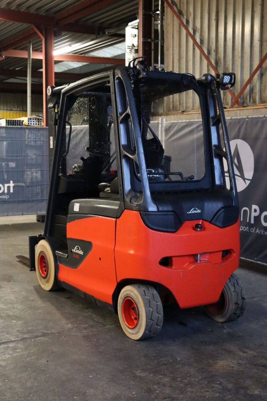 Gabelstapler Linde E25HL-01/600 Elektro 2500 kg 4,87 m 2017