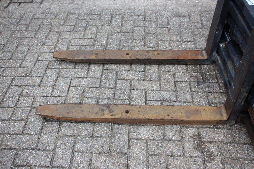 Heftruck Linde E25HL-01/600 Elektrisch 2500kg 8m 2018