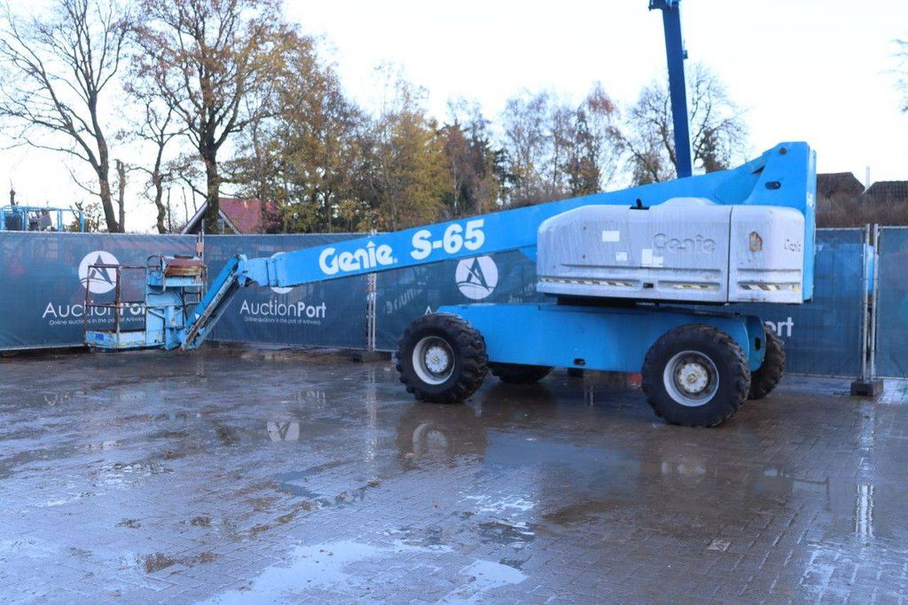 Genie S-65 Diesel 21.8m Telescopic Boom Lift 2000