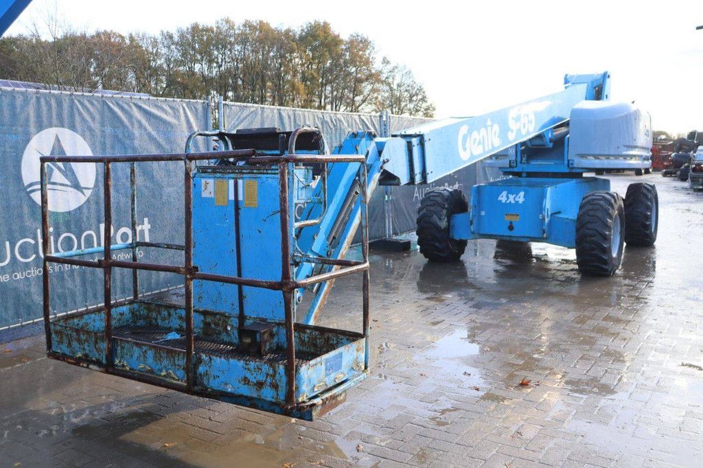 Genie S-65 Diesel 21.8m Telescopic Boom Lift 2000
