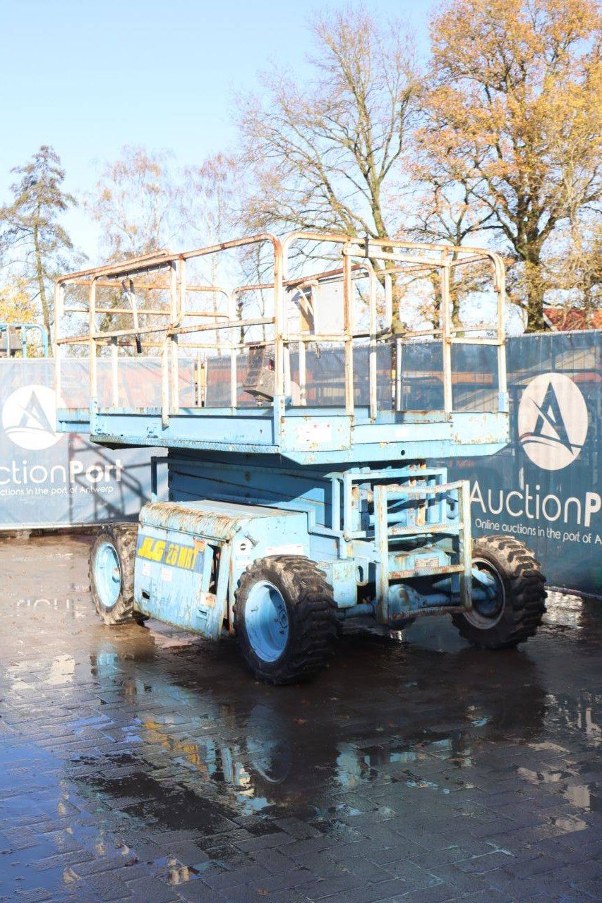 Scissor lift JLG 26 MRT Diesel 9.92m 1999