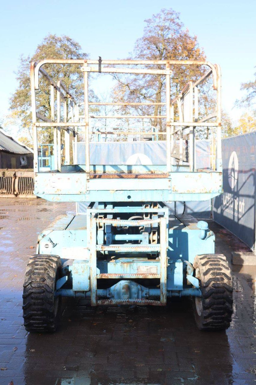 Scissor lift JLG 26 MRT Diesel 9.92m 1999