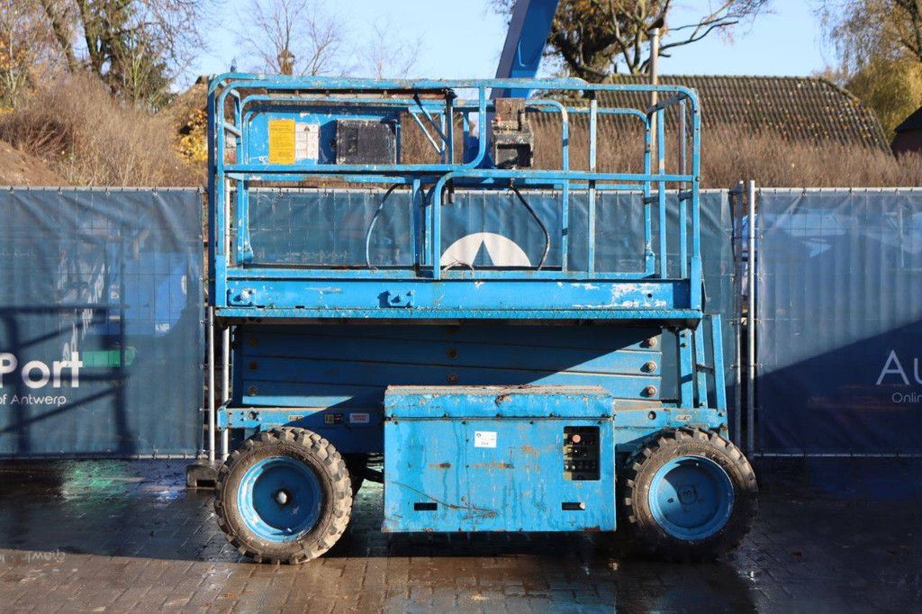 Scherenarbeitsbühne JLG 26-MRT Diesel 9,92 m 1998