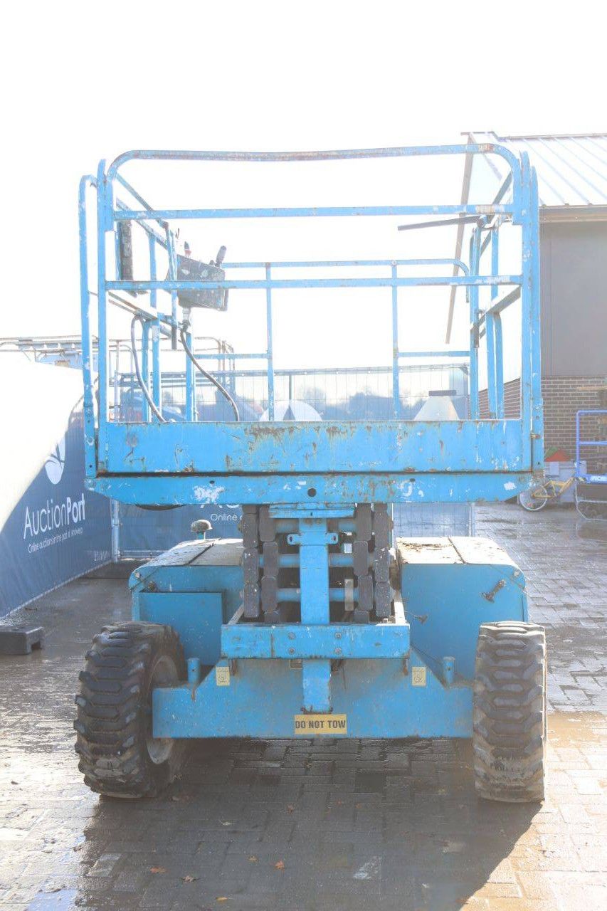 Scherenarbeitsbühne JLG 26-MRT Diesel 9,92 m 1998