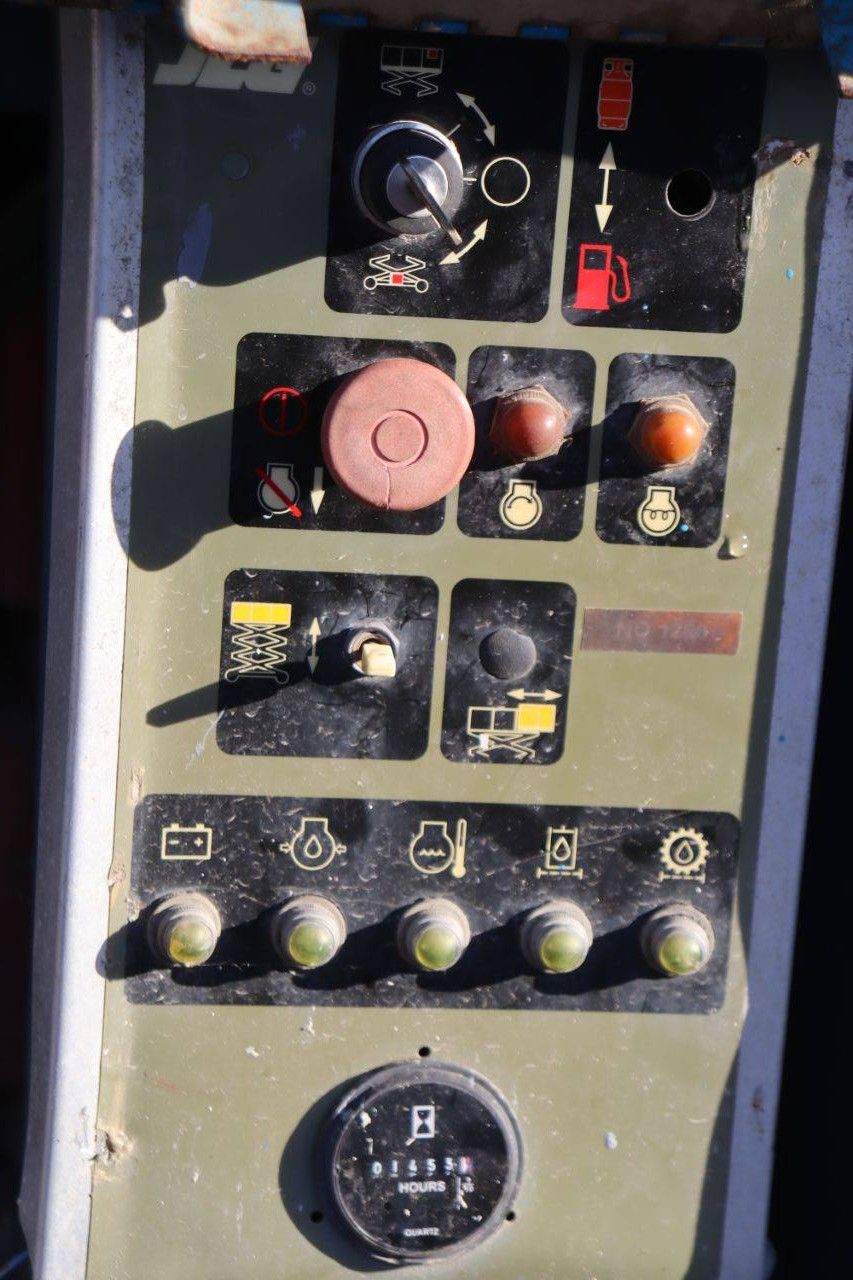 Scherenarbeitsbühne JLG 26-MRT Diesel 9,92 m 1998