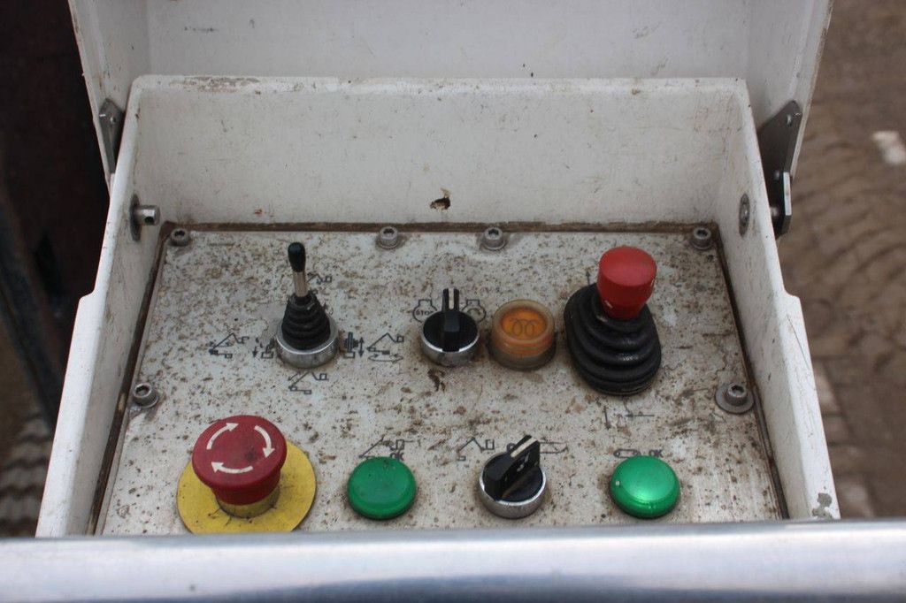 Knikarmhoogwerker Teupen LEO12T Diesel 12m 2009