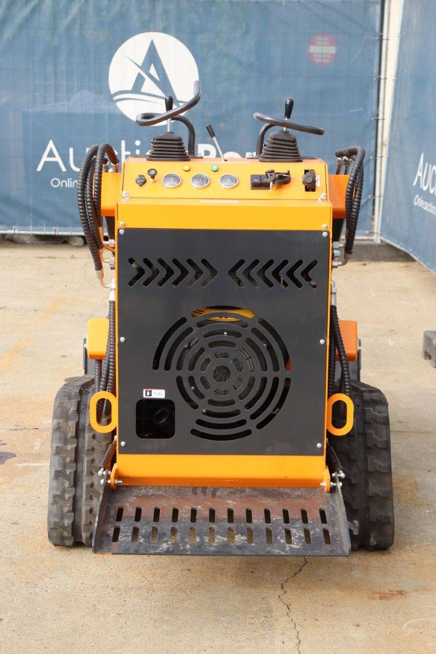 Kniklader LandHero Benzine Nieuw